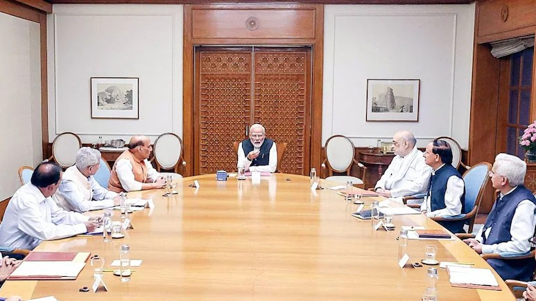 PM Modi Cabinet Meeting: હાઈકોર્ટના જજ, રાજ્યપાલ.. પીએમ મોદીએ કેબિનેટની મીટિંગમાં બચત માટે કયા-કયા ઉદાહરણો આપ્યા, જાણો 1 PM Modi Cabinet Meeting