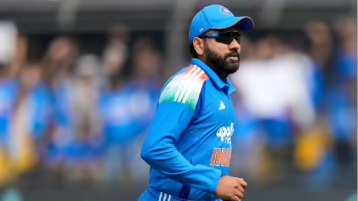 Rohit Sharma Padma Shri: રાષ્ટ્રપતિ ભવનમાં પદ્મશ્રી એવોર્ડ સમારોહમાં કેમ ન પહોંચ્યા હિટમેન રોહિત શર્મા? પ્રશંસકોની અટકળો વચ્ચે સામે આવ્યું અસલી કારણ 1 Rohit Sharma Padma Shri