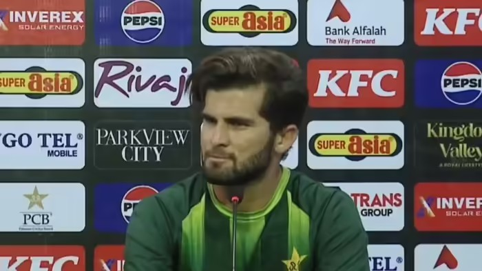 Pakistan vs Australia Cricket: ઓસ્ટ્રેલિયા સામે વનડે સિરીઝની શરૂઆત પહેલા પાકિસ્તાની કેપ્ટન શાહીન અફરીદીનો મજાકિયો અંદાજ, સ્પીડ વધારવાના સવાલ પર આપ્યો રમૂજી જવાબ 1 Pakistan vs Australia Cricket