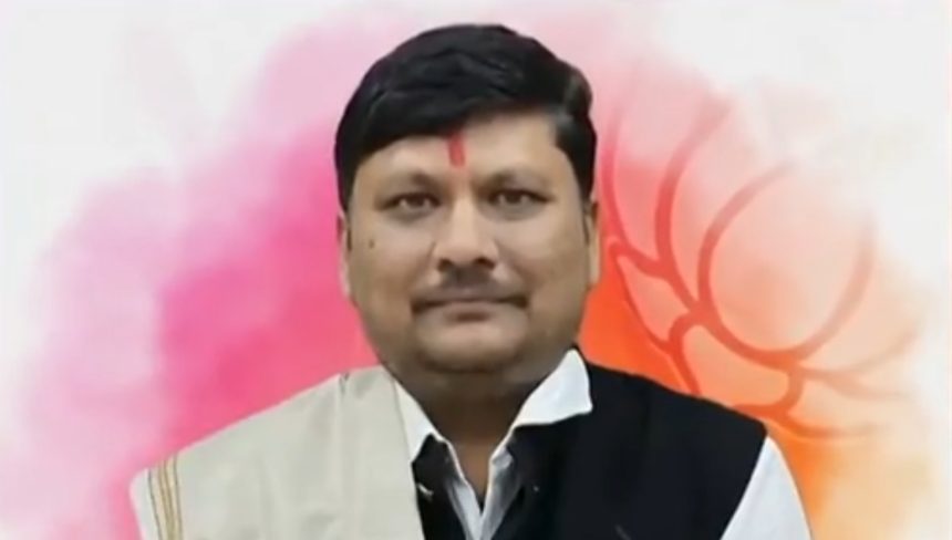 Mehsana Pintu Patel Audio Controversy: મહેસાણા ભાજપમાં 'હેટ્રિક' ઓડિયો કાંડ: પિન્ટુ પટેલે સાંસદ મયંક નાયક પર લગાવ્યા ગંભીર આક્ષેપ 1 Screenshot 2026 05 25 15 44 36 86 f9ee0578fe1cc94de7482bd41accb329