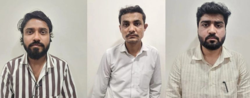 Naroda Sub Registrar Bribery Case: અમદાવાદમાં ACBનો સપાટો, સબ રજીસ્ટ્રાર કચેરીના ભ્રષ્ટ અધિકારીઓ લાંચ લેતા ઝડપાયા 1 Naroda Sub Registrar Bribery Case