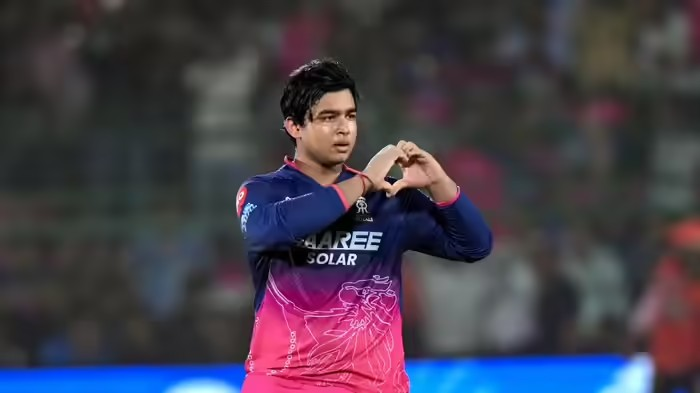 Vaibhav Suryavanshi IPL Records: વૈભવ સૂર્યવંશીએ આઈપીએલમાં મચાવ્યો હાહાકાર, ક્રિસ ગેલ અને યુસુફ પઠાન જેવા દિગ્ગજોના રેકોર્ડ્સ તોડ્યા 1 Vaibhav Suryavanshi IPL Records