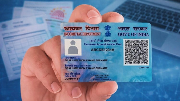 Post Office PAN Mandatory: પોસ્ટ ઓફિસમાં છે ખાતું? તો આજે જ કરી લો આ કામ, નહીંતર અટકી જશે તમારા જમા કરેલા પૈસા 1 Post Office PAN Mandatory