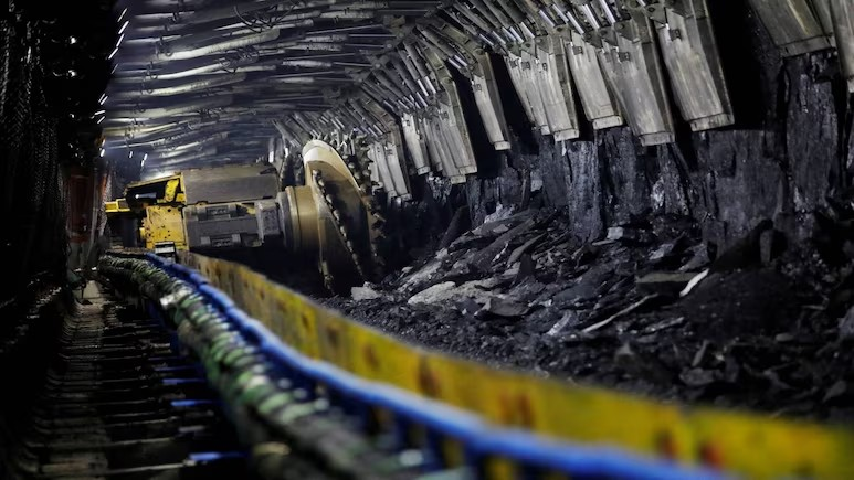 China Coal Mine Explosion: ચીનની કોલસાની ખાણમાં ભયાનક ગેસ ધમાકો: જમીનની અંદર કામ કરી રહેલા ૮૨ મજૂરોના કમકમાટીભર્યા મોત, રાષ્ટ્રપતિએ આપ્યા તપાસના આદેશ 1 China Coal Mine Explosion