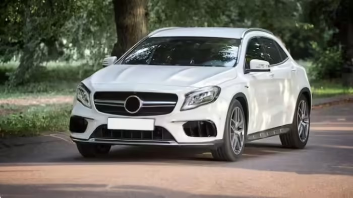 Hybrid Car Types: કેટલી પ્રકારની હોય છે હાઈબ્રિડ કાર અને કેવી રીતે કરે છે કામ? તમારા માટે કઈ બેસ્ટ 1 Hybrid Car Types