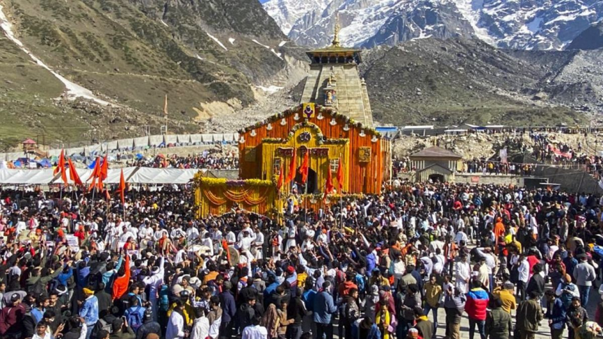 Chardham Yatra Ecological Crisis: ચારધામ યાત્રા: આસ્થાનો મહાસાગર હિમાલય માટે પર્યાવરણીય સુનામી બની રહ્યો છે? 1 Chardham Yatra Ecological Crisis