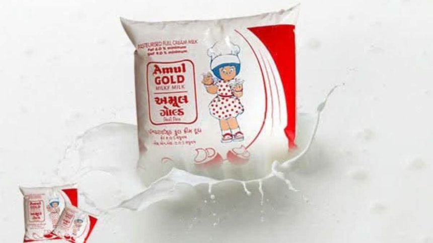 Amul Milk Price Hike: મોંઘવારીનો ડામ, અમૂલ દૂધના ભાવમાં પ્રતિ લિટર 2 રૂપિયાનો વધારો ઝિંકાયો 1 Amul Milk Price Hike