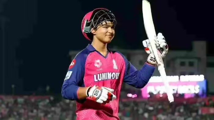 Vaibhav Suryavanshi IPL Record: ૧૫ વર્ષની ઉંમરે કેટલા પરાક્રમ કરશે વૈભવ સૂર્યવંશી, આઈપીએલના વધુ એક મોટા રેકોર્ડથી થોડાક જ ડગલાં દૂર 1 Vaibhav Suryavanshi IPL Record