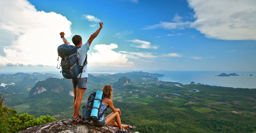 Summer Travel Tips: ગરમીમાં મિત્રો સાથે ફરવાનો છે પ્લાન તો ભૂલથી પણ ન કરશો આ ભૂલો, સેફ્ટી કિટમાં ચોક્કસ હોવી જોઈએ આ વસ્તુઓ 1 Summer Travel Tips