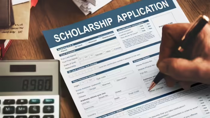 Australia Scholarship: ઓસ્ટ્રેલિયાની યુનિવર્સિટી દ્વારા ભારતીય વિદ્યાર્થીઓ માટે મોટી જાહેરાત, ઉચ્ચ શિક્ષણ માટે ટ્યુશન ફીમાં ૨૫ ટકા સુધીની આકર્ષક શિષ્યવૃત્તિ 1 Australia Scholarship