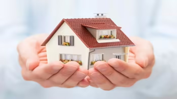 Home Loan Variants: નવું ઘર ખરીદનારાઓ માટે ખાસ ગાઇડ: હોમ લોન લેતા પહેલાં જાણી લો આ ૩ સ્માર્ટ વેરિઅન્ટ, બચશે તમારા લાખો રૂપિયા 1 Home Loan Variants