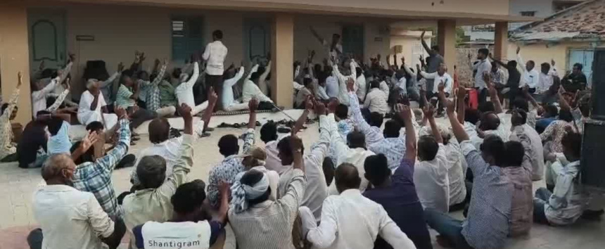 Kharaghoda Agariya Land Protest: ખારાઘોડા રણમાં કંપની રાજ સામે અગરિયાઓનો બળવો, ૫૦૦૦ એકર જમીન ફાળવણીના વિરોધમાં ૨૩ જૂને પ્રાંત કચેરીનો ઘેરાવ 1 Kharaghoda Agariya Land Protest