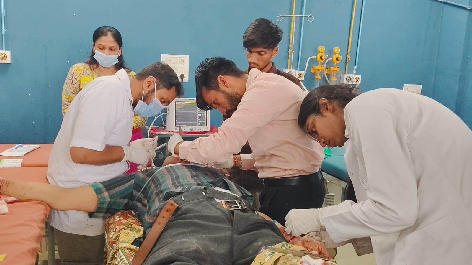 Bharuch Double Murder Case: ભરૂચમાં ડબલ મર્ડરથી ચકચાર: સસરાએ પુત્રવધૂ અને વેવાણની હત્યા કરી, બાદમાં આપઘાતનો પ્રયાસ 2 Bharuch Double Murder Case