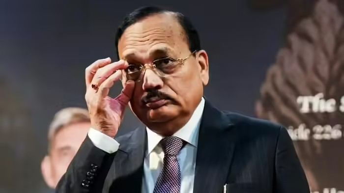 CJI Surya Kant: મહિલા વકીલો માટે ૫૦% ક્વોટા: CJI સૂર્યકાંતનું મોટું એલાન, કહ્યું- કાનૂની વ્યવસાયમાં મહિલાઓને મળશે સન્માનજનક સ્થાન 1 CJI Surya Kant