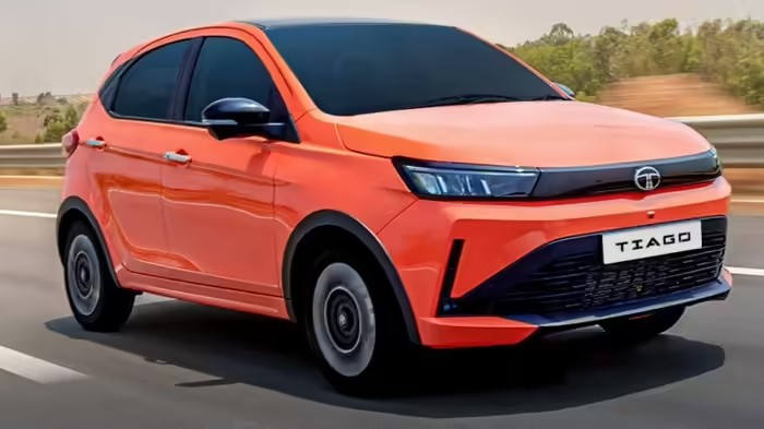 New Tata Tiago: ૩૬૦ ડિગ્રી કેમેરા અને પેડલ શિફ્ટર સાથે આ કાર બની શકે છે તમારી પહેલી પસંદ 1 New Tata Tiago
