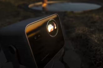 Leica Portable 4K Projector
