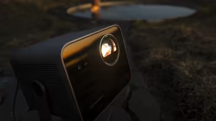 Leica Portable 4K Projector
