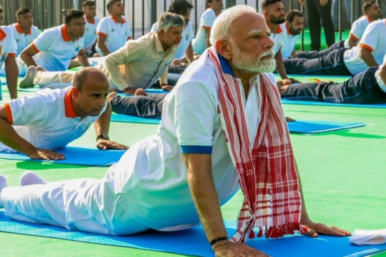 21 June 2026 Major Events: ૨૧ જૂન વિશેષ: નીટ યુજીની ફરી પરીક્ષા સાથે દેશભરમાં યોગ દિવસનો ઉત્સાહ, જાણો આજના મુખ્ય સમાચાર 1 21 June 2026 Major Events