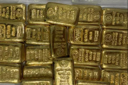 Gold Seizer Indigo Flight Ahmedabad