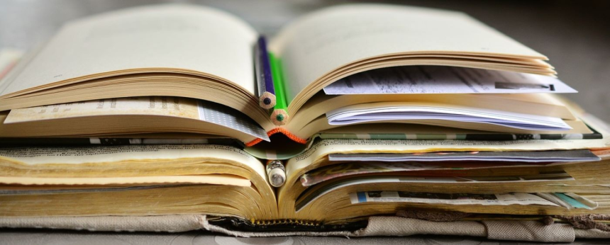 Odisha textbook errors: ઓડિશામાં શિક્ષણ વ્યવસ્થા પર સવાલ, નવા પાઠ્યપુસ્તકોમાં ૧,૬૦૦ થી વધુ મોટી ભૂલોનો ઘટસ્ફોટ 1 Odisha textbook errors