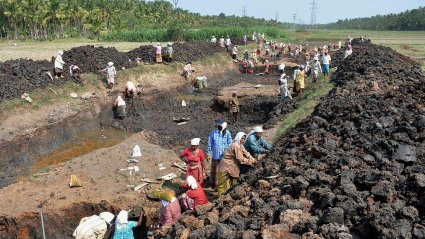 VB-G RAM G Scheme: ભાજપ શાસિત રાજ્યોનો નવી ગ્રામીણ રોજગાર યોજના 'વીબી-જી રામ જી' ના નાણાકીય મોડલ સામે વિરોધ 1 VB-G RAM G Scheme