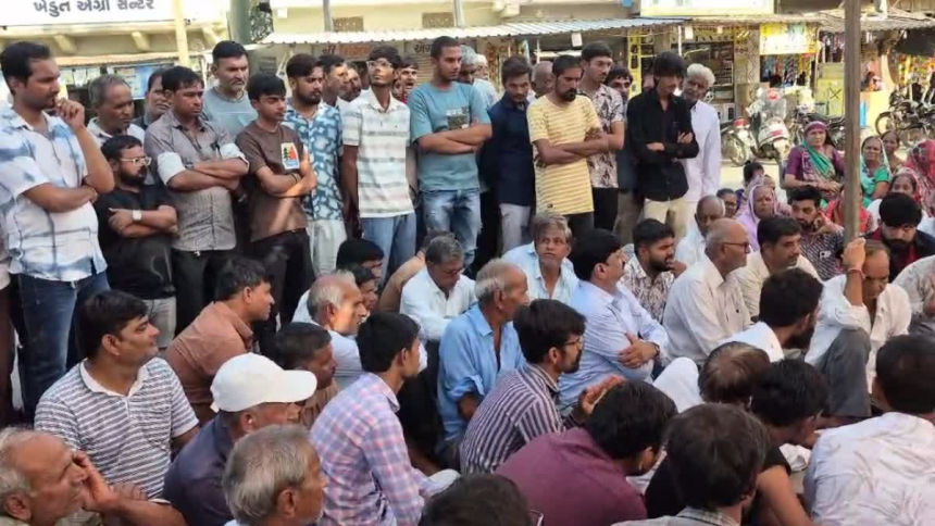 Morbi Jetpar Farmers Hunger Strike: મોરબીના જેતપરમાં ખેડૂતોના આંદોલનનો પાર્ટ-૨, યોગ્ય વળતર મુદ્દે ગુરુવારથી શરૂ થશે આમરણાંત ઉપવાસ 1 Morbi Jetpar Farmers Hunger Strike