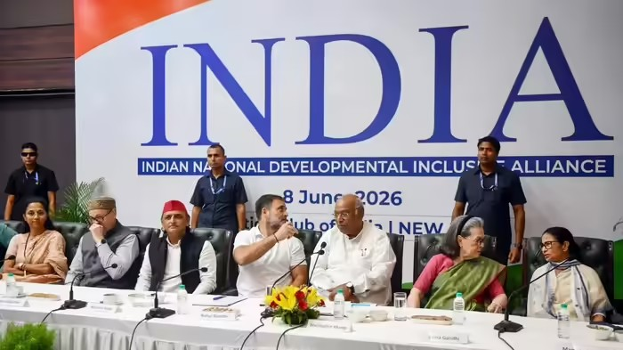 INDIA Alliance Meeting: વિપક્ષની એકતા કે આંતરિક કલહ? ઈન્ડિયા ગઠબંધનની મહત્ત્વની બેઠકમાં લેવાયા ૫ મોટા નિર્ણયો 1 INDIA Alliance Meeting