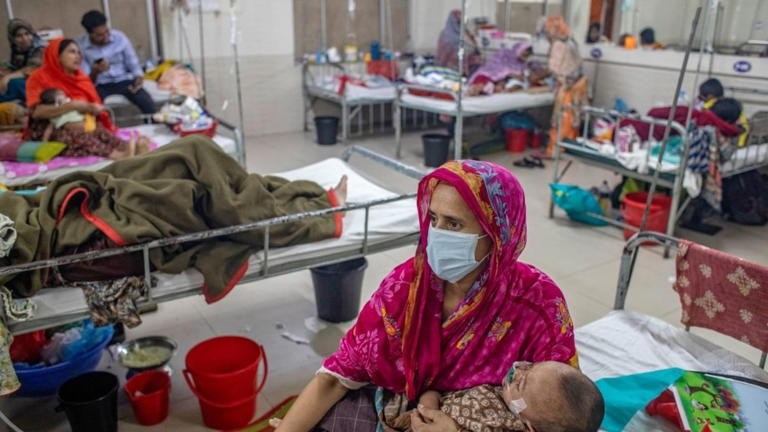 Measles Outbreak in Bangladesh: બાંગ્લાદેશમાં ઓરીનો હાહાકાર: ૬૧૩ લોકોના મોત, હોસ્પિટલોમાં દર્દીઓનો જમાવડો 1 Measles Outbreak in Bangladesh
