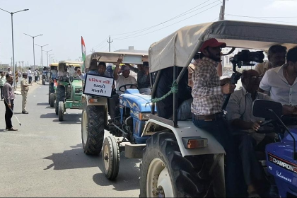 Farmers Tractor Rally Gandhinagar