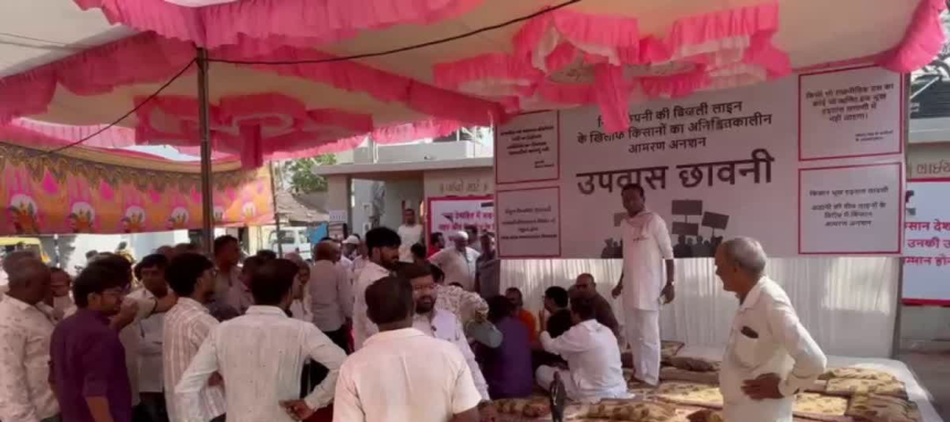 Morbi Jetpar Farmers Hunger Strike: મોરબીના જેતપરમાં વળતર મુદ્દે ખેડૂતો આરપારની લડાઈમાં, સંતો સાથે રાખીને શરૂ કર્યા આમરણાંત ઉપવાસ 1 Morbi Jetpar Farmers Hunger Strike