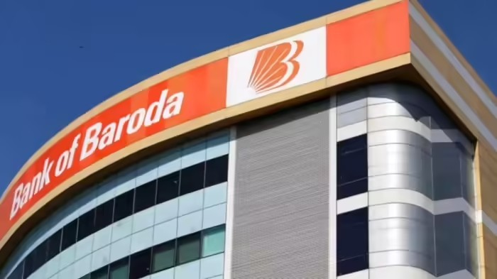 Bank of Baroda FD rates: બેંક ઓફ બરોડાની ધમાકેદાર ઓફર, ૫૫૫ દિવસની એફડી સ્કીમમાં ૭.૪૦% સુધીનું મળશે આકર્ષક વ્યાજ 1 Bank of Baroda FD rates