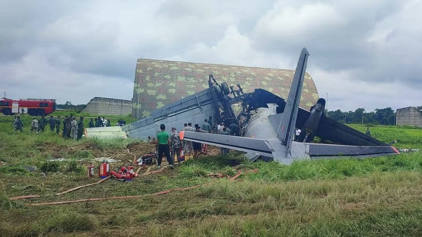 IAF AN-32 Crash Jorhat: આસામમાં વાયુસેનાનું AN-32 વિમાન દુર્ઘટનાગ્રસ્ત, પાયલટ અને બે અગ્નિવીરો સહિત ૫ જવાનોએ શહીદી વહોરી 1 IAF AN-32 Crash Jorhat