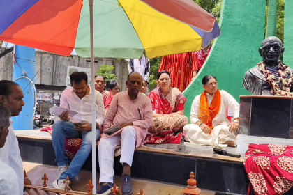 Narmada BJP MLA Darshana Deshmukh Protest