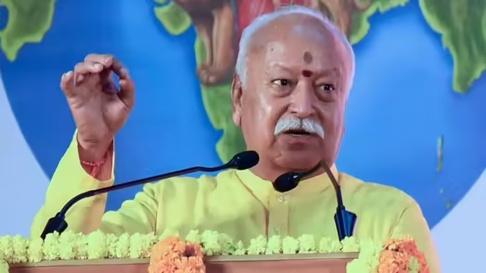 Mohan Bhagwat: પાકિસ્તાન સાથે વાતચીત પર મોહન ભાગવતનું નિવેદન, 'અમે હિટલર જેવા નથી, વાતચીતનો રસ્તો ખુલ્લો રાખવો જરૂરી' 1 Mohan Bhagwat