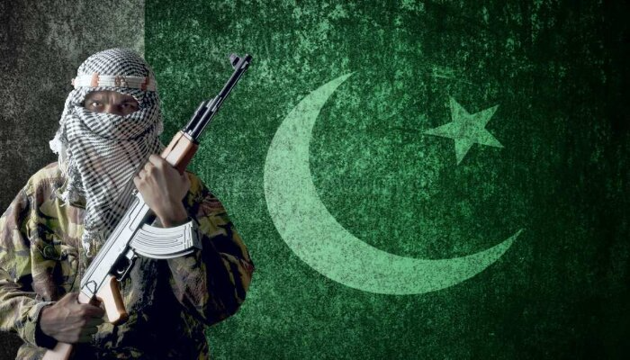 Pakistan Terrorism Crisis: આતંકની આગમાં પાકિસ્તાન, 50 હજાર આતંકીઓનો આતંક, PoJK અને બલૂચિસ્તાનમાં અરાજકતાનો માહોલ 1 Pakistan Terrorism Crisis