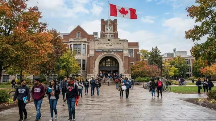 Canada Diploma Mill Alert: કેનેડામાં અભ્યાસનું સપનું જોતા વિદ્યાર્થીઓ માટે ચેતવણી, 'ડિપ્લોમા મિલ' કોલેજોથી બચો, ખોટી પસંદગીથી થશે લાખોનું નુકસાન 1 Canada Diploma Mill Alert