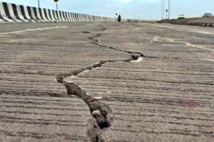 Bhavnagar Somnath Highway cracks