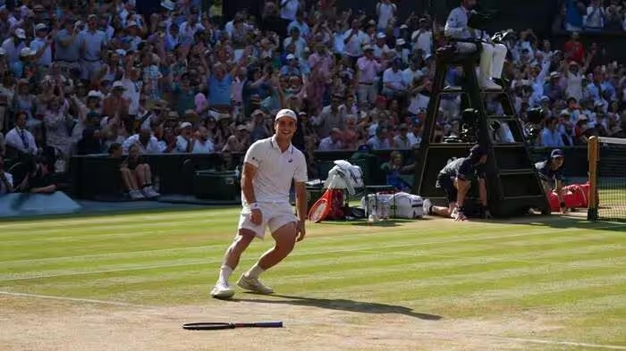 Wimbledon 2026 Arthur Fery: વિમ્બલ્ડન 2026 માં આર્થર ફેરીનો ચમત્કાર, ફ્રેન્ચ ઓપનના રનરઅપને હરાવી ઈતિહાસ રચ્યો, હવે સેમીફાઈનલમાં જર્મન દિગ્ગજ સાથે ટક્કર 1 Wimbledon 2026 Arthur Fery