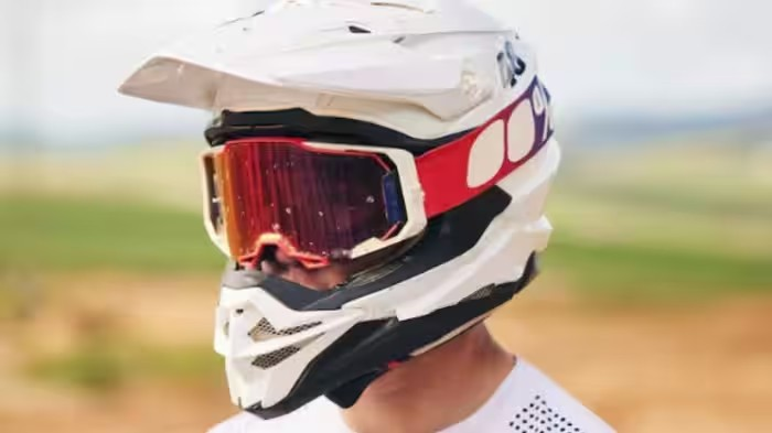 Online Helmet Buying Tips: શું તમે ઓનલાઇન હેલ્મેટ ખરીદવાનું વિચારી રહ્યા છો? સુરક્ષા માટે આ 5 બાબતોનું રાખો ખાસ ધ્યાન 1 Online Helmet Buying Tips