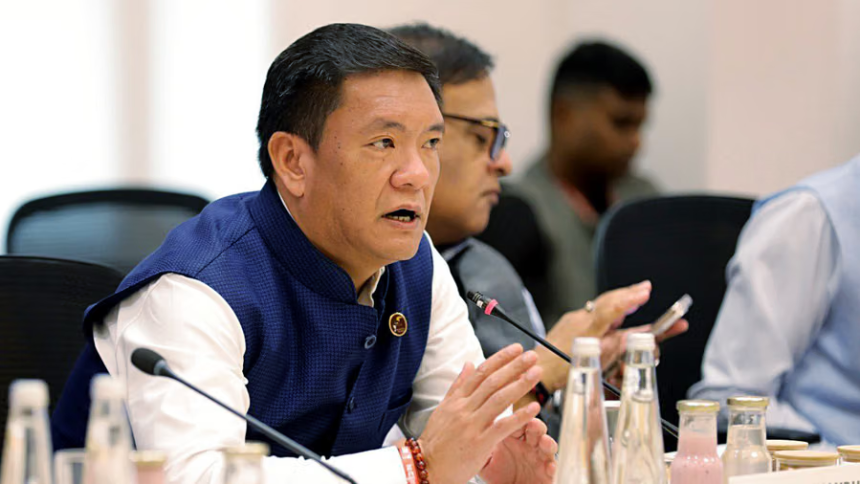 Arunachals anti conversion law: અરુણાચલનો ધર્માંતરણ વિરોધી કાયદો, પેમા ખાંડુ માટે રાજકીય મુશ્કેલીઓ કેમ વધી? 1 Arunachals anti conversion law