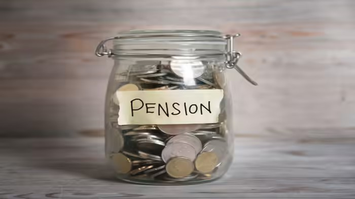 EPF Scheme 2026: પેન્શન ક્લેમમાં વિલંબ થયો તો મળશે ૧૨% વ્યાજ, નવી પેન્શન સ્કીમના નિયમો જાણો 1 EPF Scheme 2026