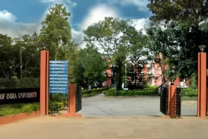 Top 10 Law University India