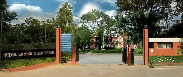 Top 10 Law University India