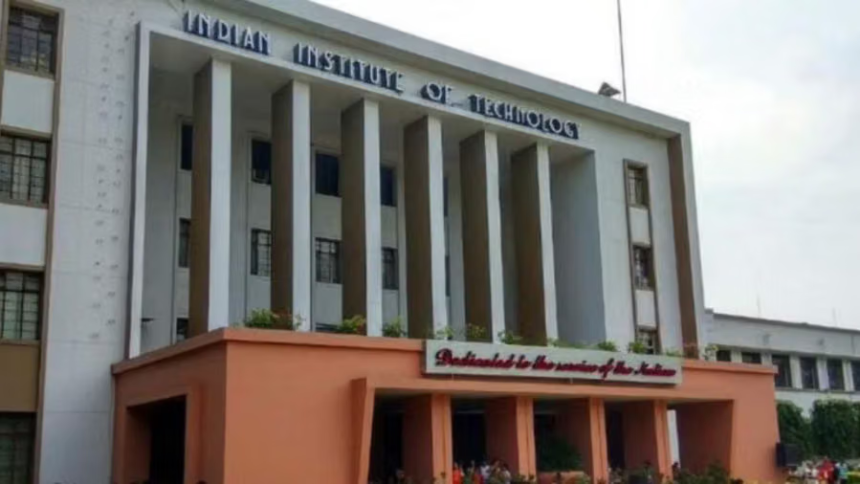 IIT Student Transfer Case: માનસિક સ્વાસ્થ્યના આધારે ટ્રાન્સફર માંગનાર IIT વિદ્યાર્થીને મોટી રાહત, SC એ રૂડકીને સીટ રિઝર્વ રાખવાનો આદેશ આપ્યો 1 IIT Student Transfer Case
