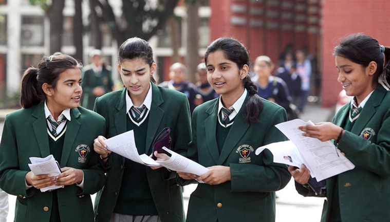 Private School Regulation Gujarat: સરકાર શાળા માટે આપે છે મદદ, પણ તેમછતા ખાનગી શાળાઓ વાલીઓ પાસેથી અધધ નાણાં વસુલે છે 1 Private School Regulation Gujarat