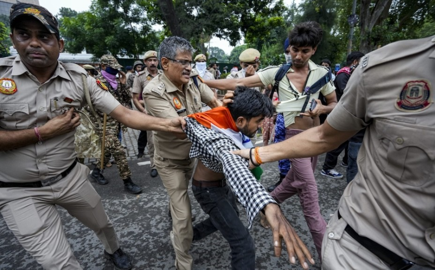 CJP Protest: સોનમ વાંગચુક અનિશ્ચિત ઉપવાસ ચાલુ રાખશે, CJP પ્રદર્શનને લઈને વિપક્ષ સરકાર સામે આક્રમક 1 CJP Protest