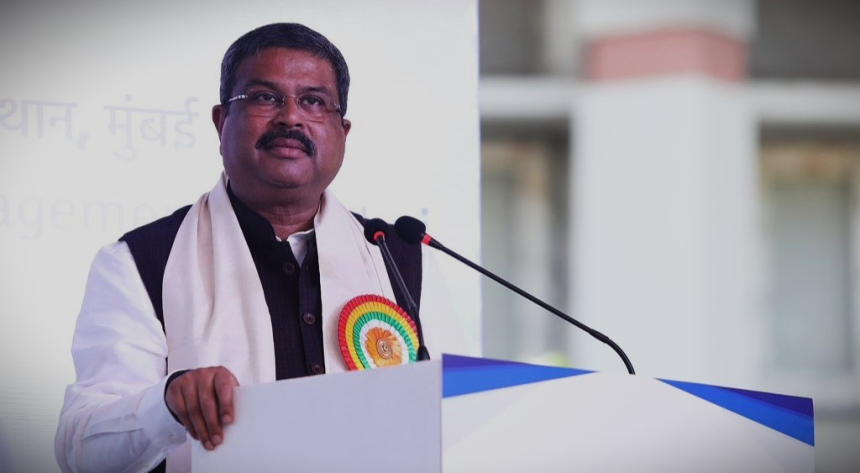 Dharmendra Pradhan: ધર્મેન્દ્ર પ્રધાનની રાજકીય યાત્રા, વિદ્યાર્થી રાજકારણથી કેન્દ્રના શિક્ષણ મંત્રી સુધી 1 Dharmendra Pradhan