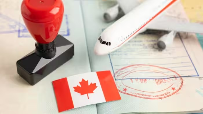 Canada Study Permit: કેનેડામાં અભ્યાસ કરવો છે? સ્ટડી પરમિટ માટે આ નવા નિયમો જાની લો 1 Canada Study Permit
