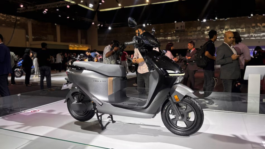 Honda QC3 લોન્ચ, ફિક્સ્ડ બેટરી, 5 ઇંચ TFT ડિસ્પ્લે અને Honda RoadSync જેવા સ્માર્ટ ફીચર્સ મળશે 1 Honda QC3