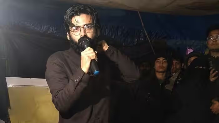 Sharjeel Imam Assam Speech: ‘દિમાગી નક્સલ’ વિવાદ વચ્ચે શરજીલ ઇમામનું જૂનું નિવેદન ચર્ચામાં, ભાઈ મુઝમ્મિલે રિજિજુ પર સાધ્યું નિશાન 1 Sharjeel Imam Assam Speech